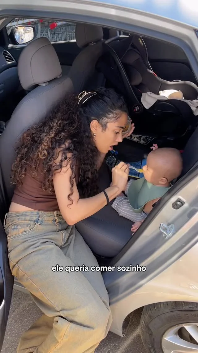 Ah pq ficar em casa com um bebê é muito cansativo, vamos cansar fora...