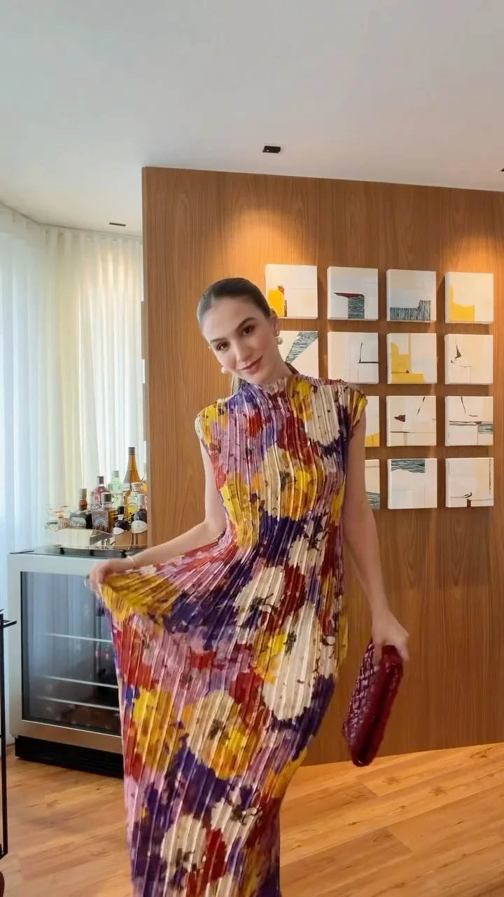 Style with me ❤️💛💜🤍 vestindo @lauracangussubrand