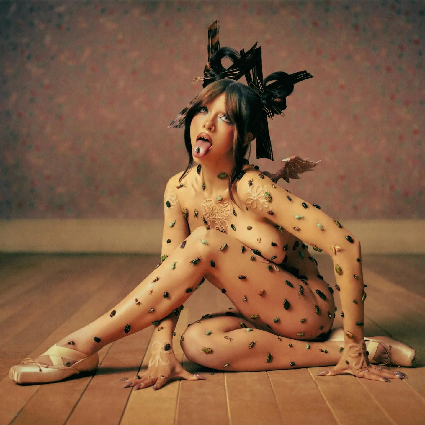 creepin’ and crawlin’ to listen to HADES 🪲 new album from @littlebod...