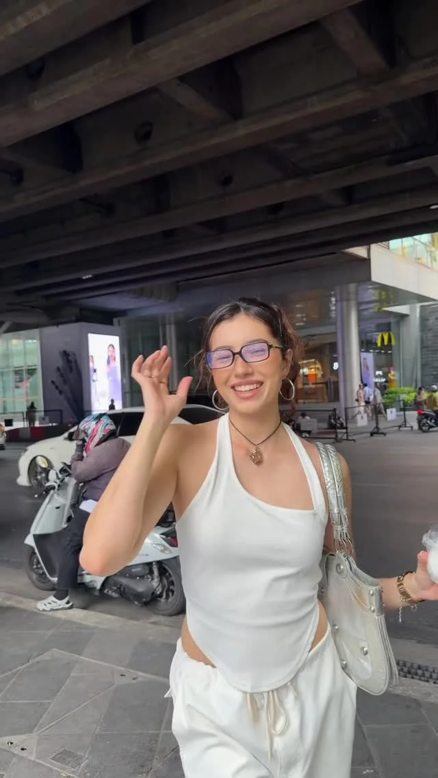 should i…. move here????