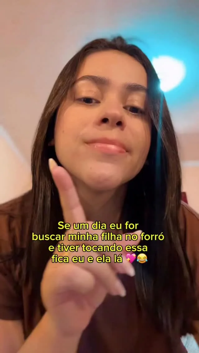 Não tem quem resista a um forrozin desses né? 😍🙋🏻‍♀️🎶✨ @galiciacr...