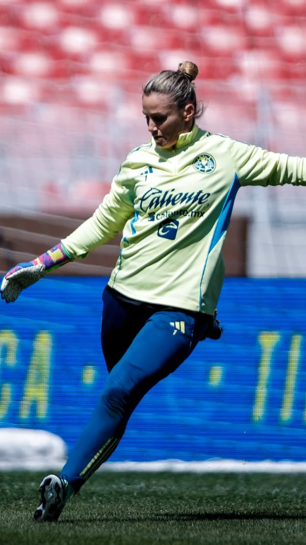 ¡A darlo todo en al cancha! 🔥🏟️ #GoldenClash #AméricaInAmerica