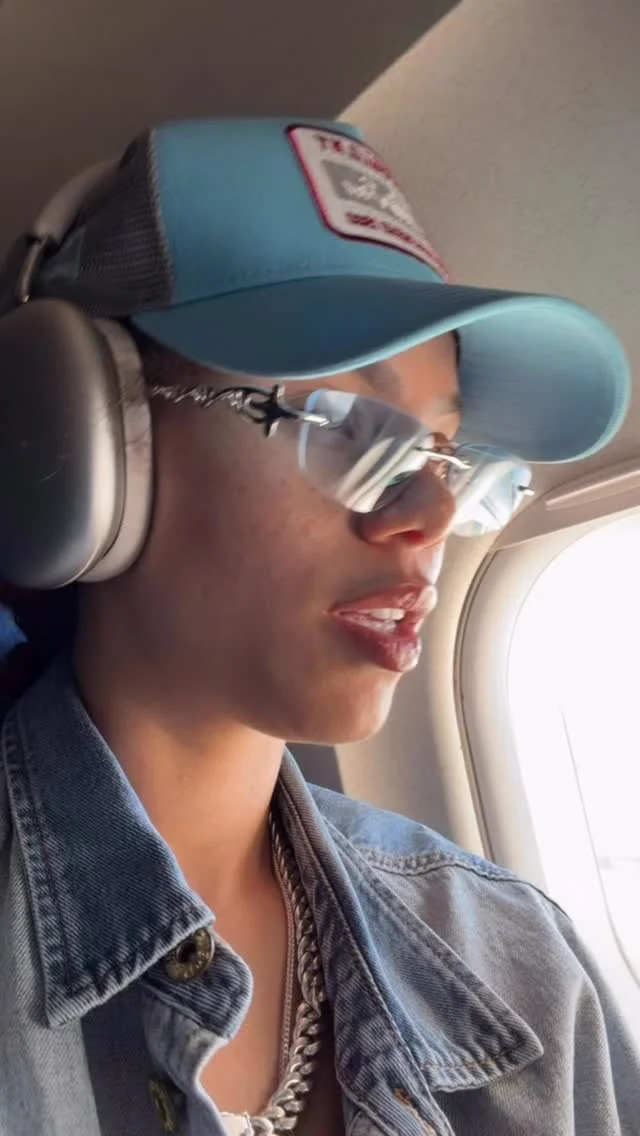 Wahh!? You know seh it’s the top striker!! And I’m back in full effec...