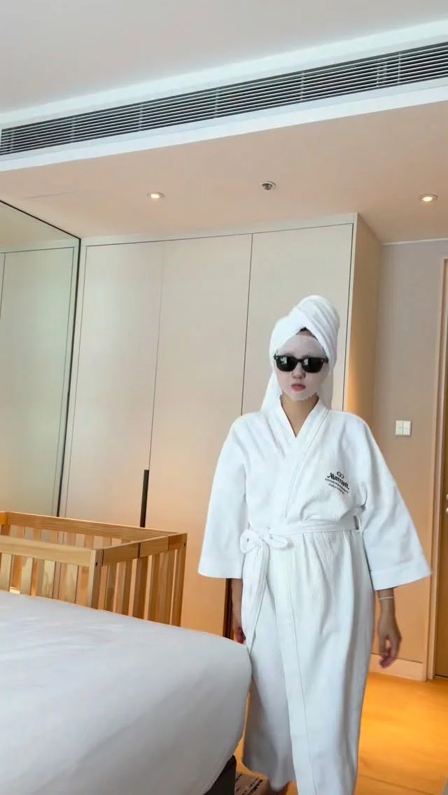 . 今回の旅行で持って行ったスキンケアたち🫶💕 オルビスから出た、千円台前半で買えるエイジングケア*1のスキンケアシリーズがめっちゃ良...