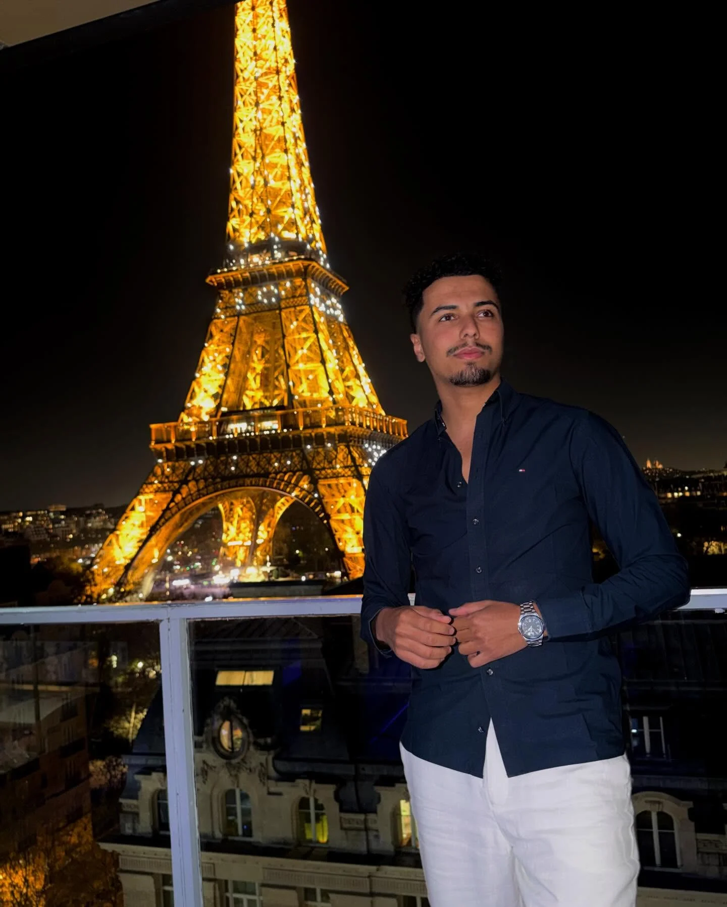 باريس هاهيا 🇫🇷🤩 خاص غير لي نحوص بيها partout 😂 #paris #france #باريس