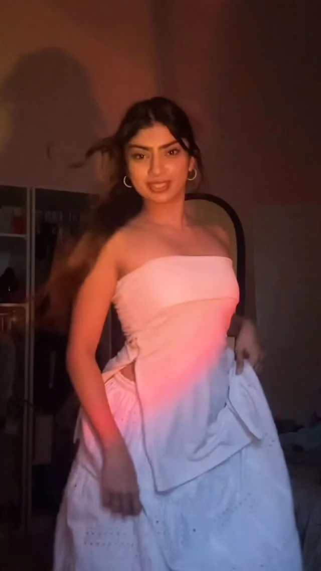 Ahhhhh this trend on my mind all day😩🌺✨ Sorry for the quality will...