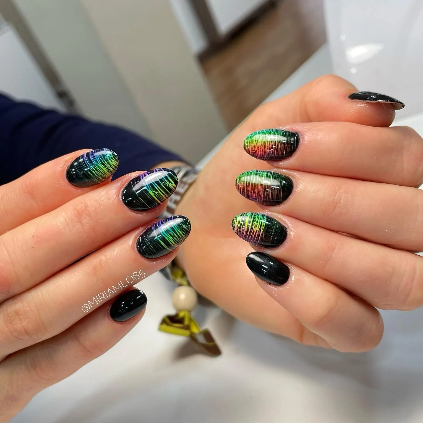 Buenos tardes! Normalmente no publico en fin de semana; pero me apete...